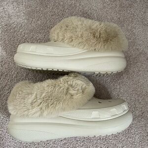 CROCS Furever Crush Clog in Bone